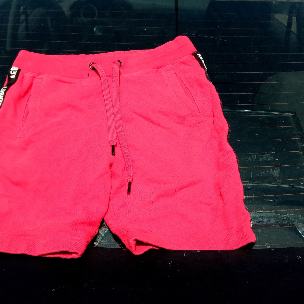 Aero shorts size small pre-owned